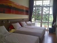 Bukit Cikahuripan Resort Lembang Exterior photo